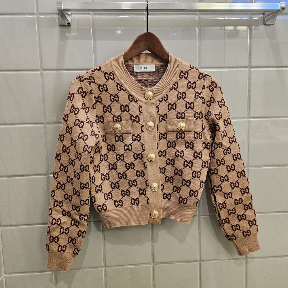 Short Comfy Tan GG Logo Cardigan